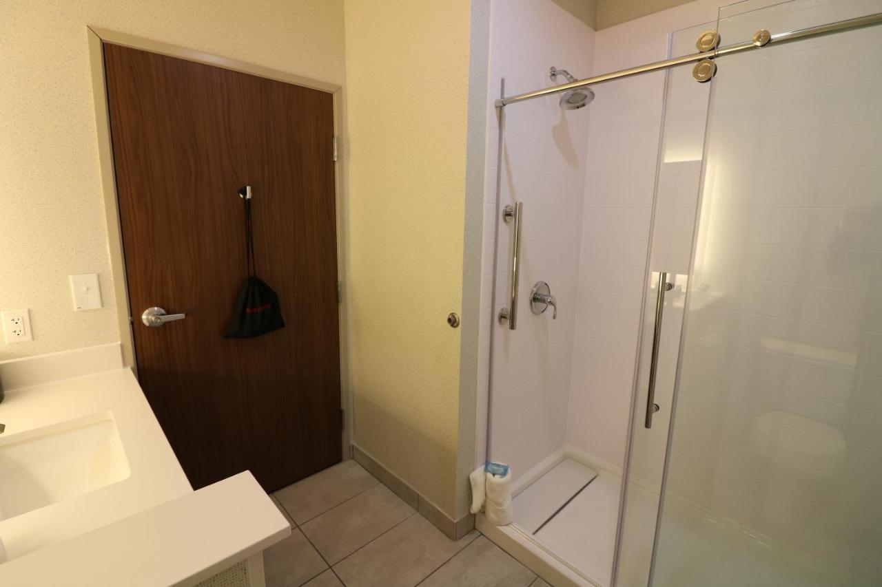 Holiday Inn Express & Suites - Coffeyville By Ihg Zewnętrze zdjęcie