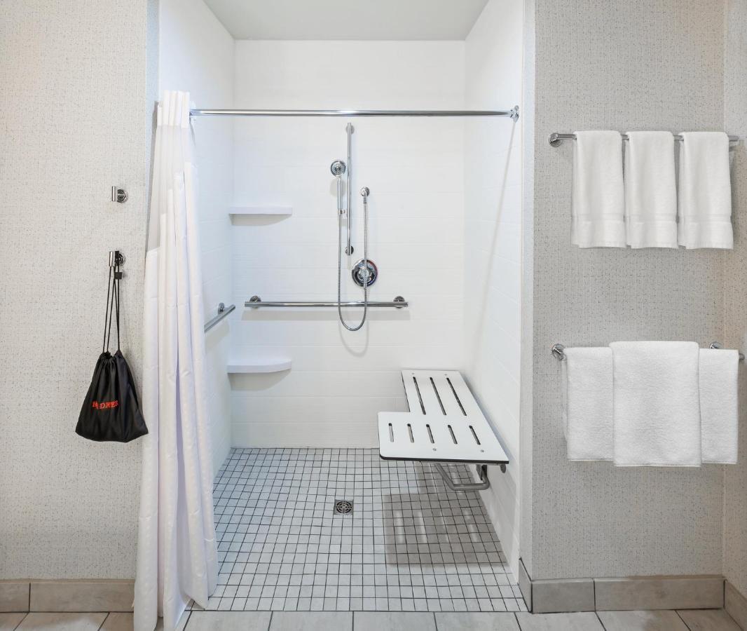 Holiday Inn Express & Suites - Coffeyville By Ihg Zewnętrze zdjęcie