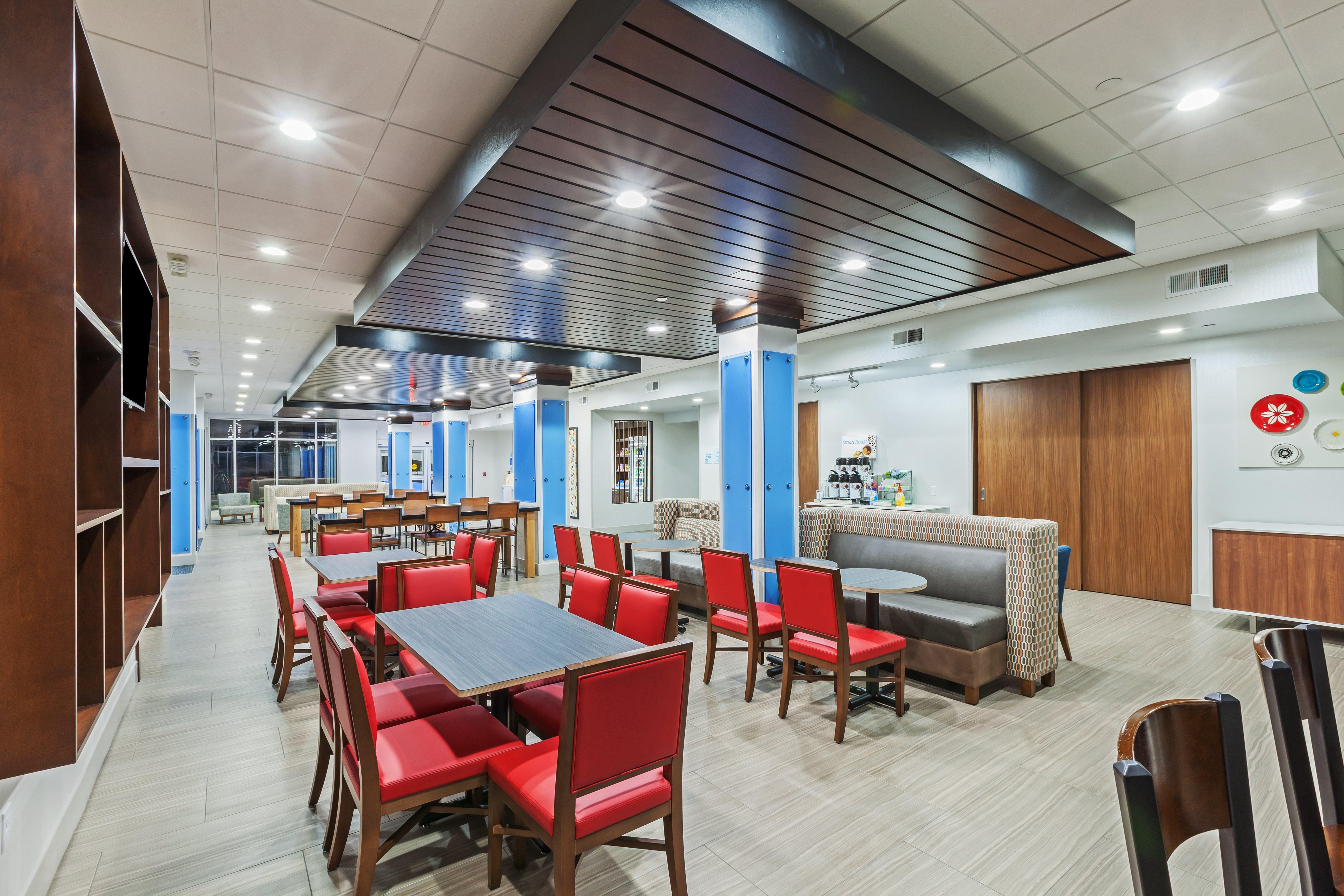 Holiday Inn Express & Suites - Coffeyville By Ihg Zewnętrze zdjęcie