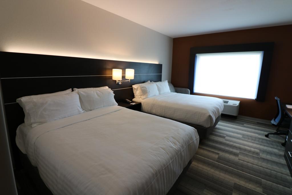 Holiday Inn Express & Suites - Coffeyville By Ihg Zewnętrze zdjęcie