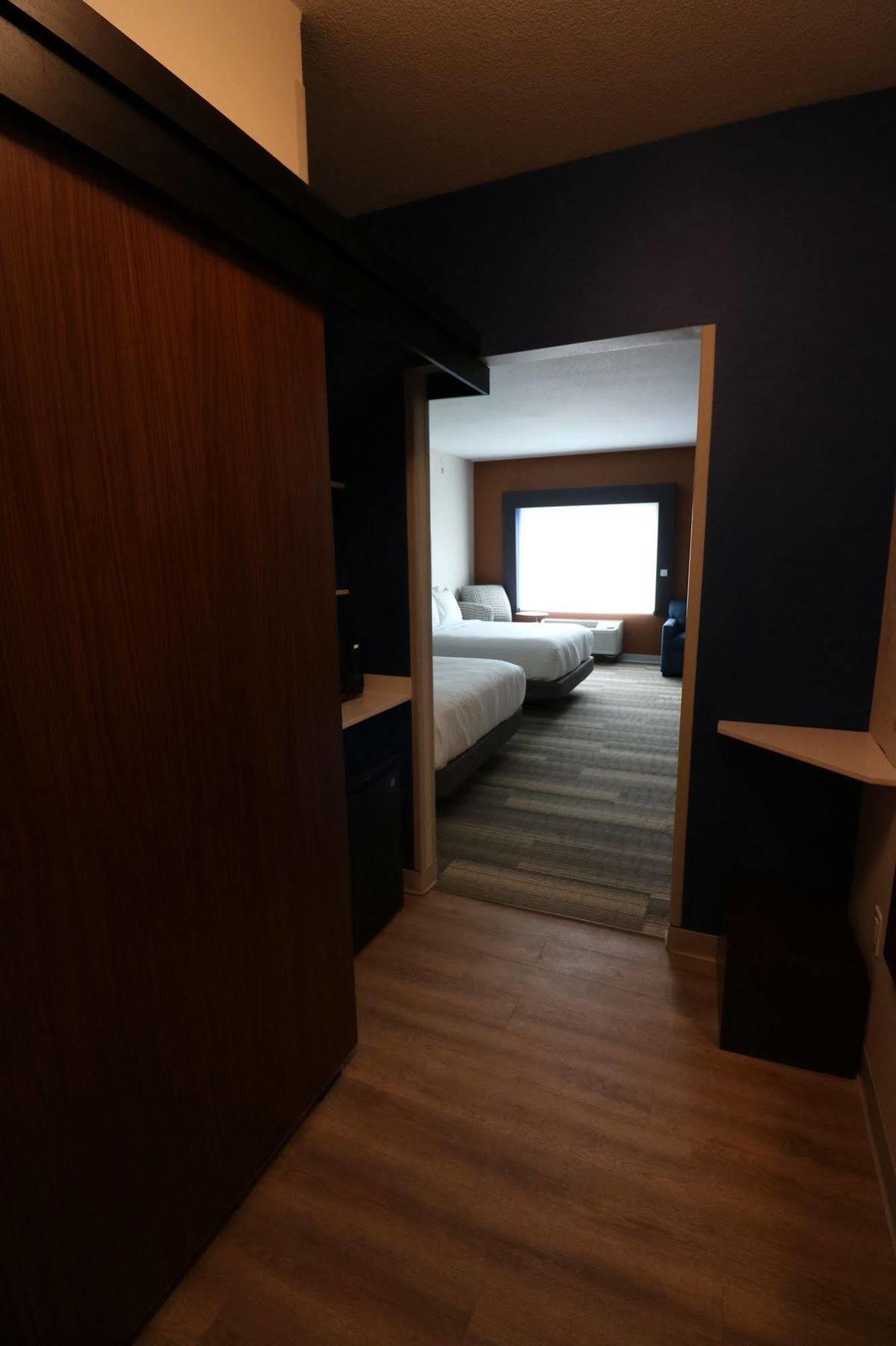 Holiday Inn Express & Suites - Coffeyville By Ihg Zewnętrze zdjęcie